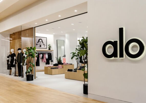 Alo Yoga – Diamond Mall